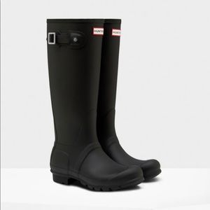 Original black Hunter rain boots